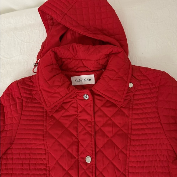 Calvin Klein Red Quilted Puffer Jacket size M - Picture 5 of 13